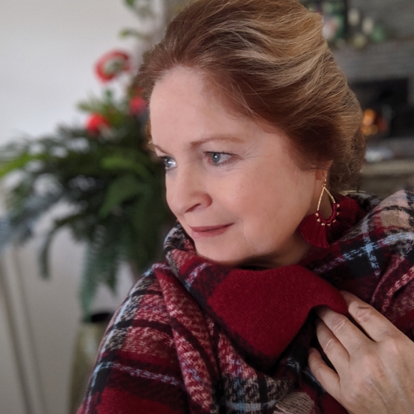 red plaid scarf💕 - Picture 4 of 4